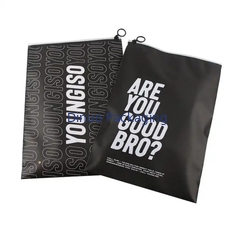 Logo in tùy chỉnh CPE Plastic Slider Zipper Bags For Clothing Underwear T-Shirt Packaging