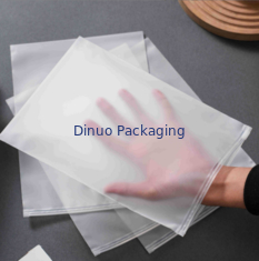 Túi khóa niêm phong bằng nhựa CPE PE trong suốt với hiệu suất tái chế và chống bụi