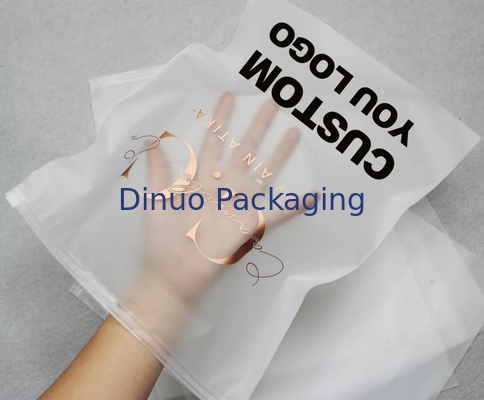Các túi nhựa Ziplock cho quần áo
