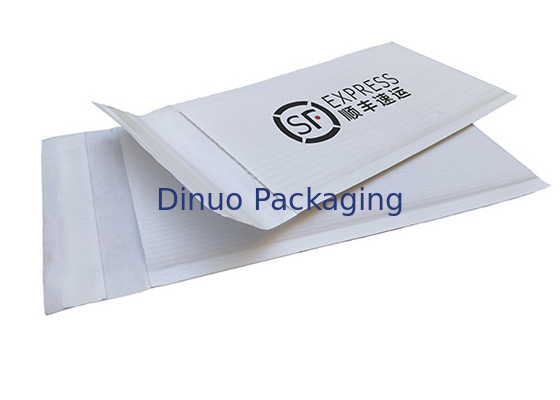 Giấy dán tường chống sốc màu trắng